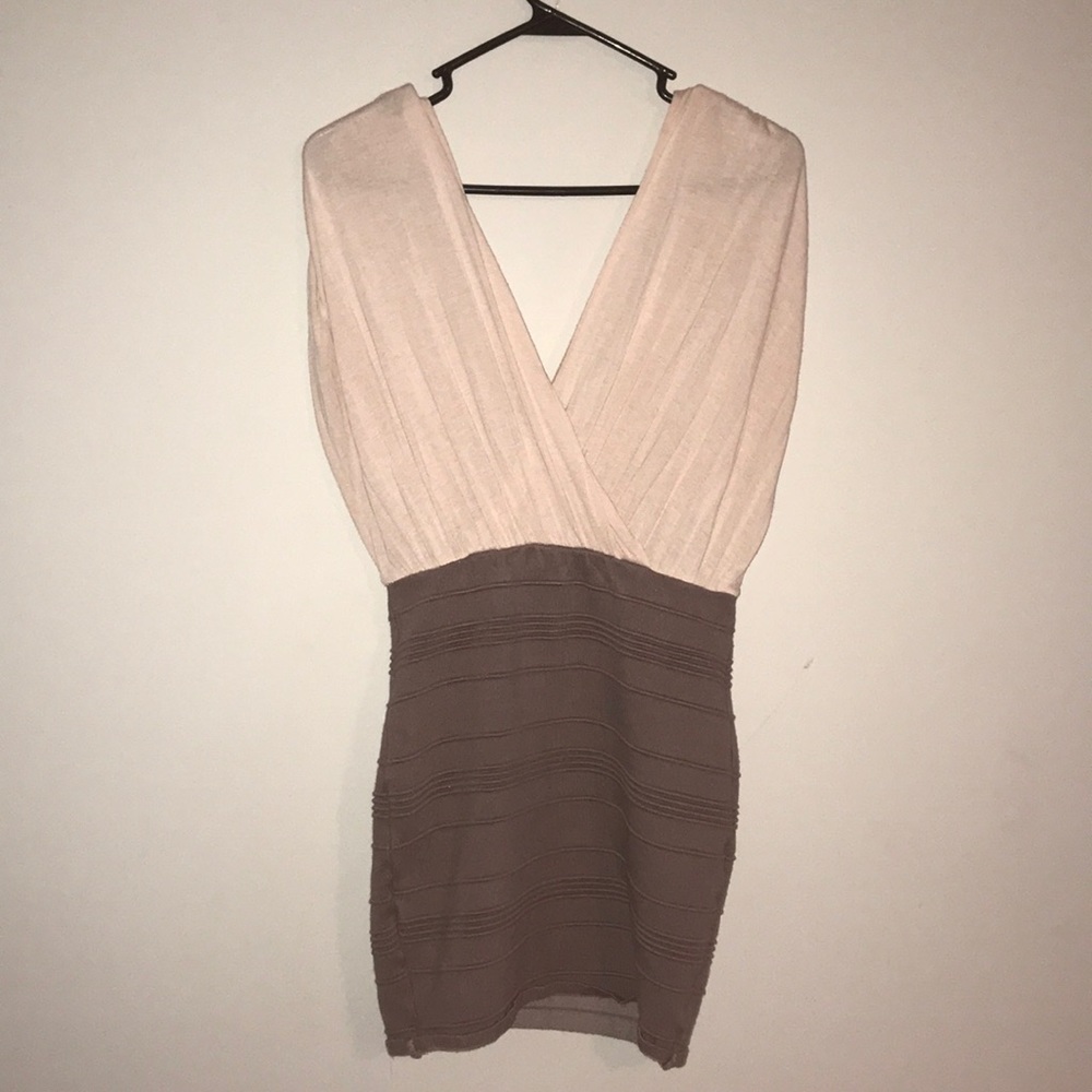 ⚡️SALE⚡️ DRESSES 🔴 - Picture 2 of 2